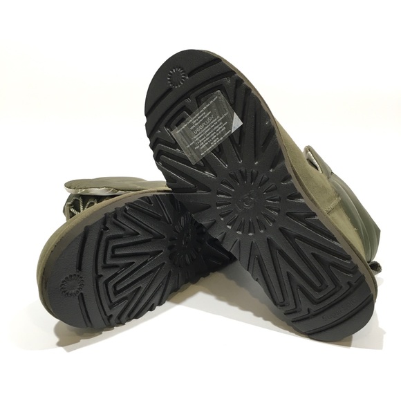 UGG CLASSIC MAXI TOGGLE BOOTS -REMOVABLE GALOSH -BURNT OLIVE GREEN -US 7 -NEW - Picture 11 of 12